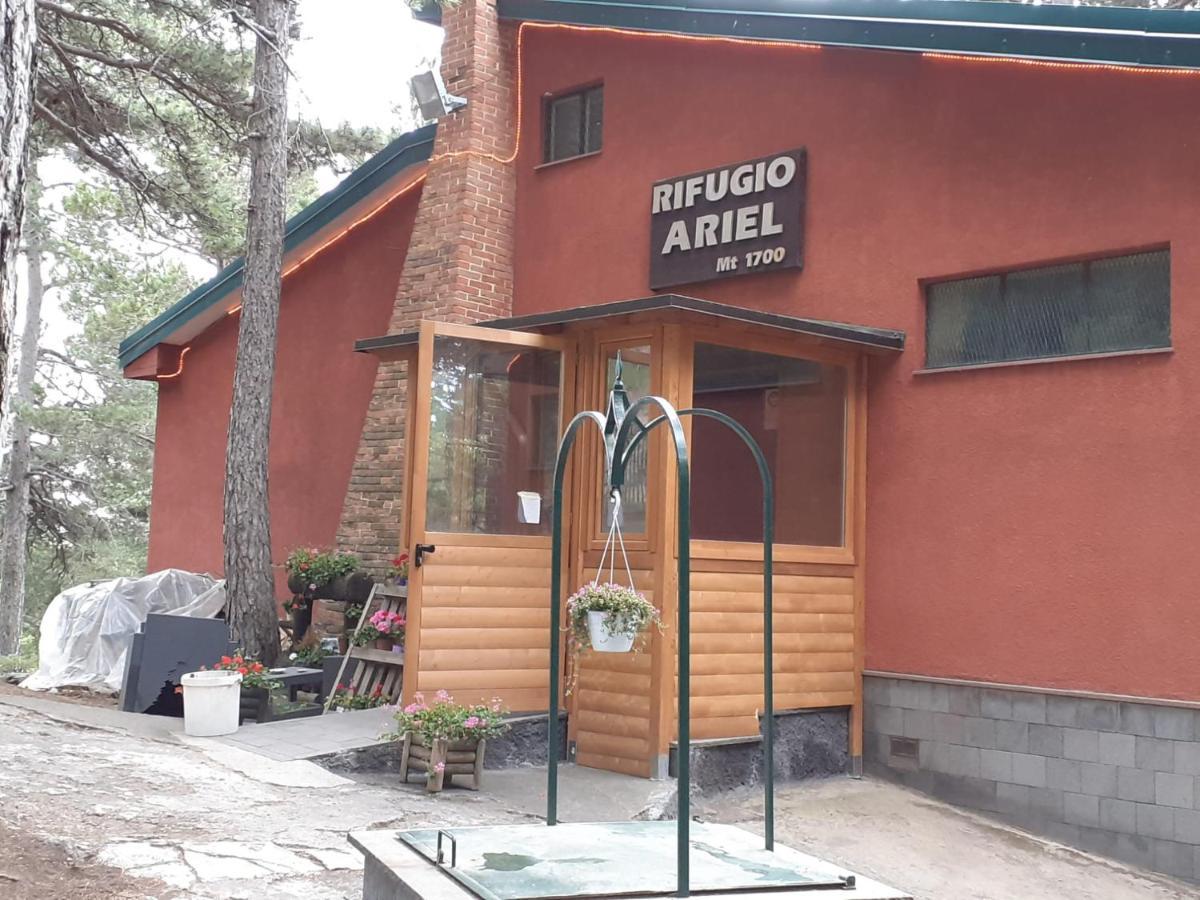 Bed and Breakfast Rifugio Ariel Ragalna Esterno foto