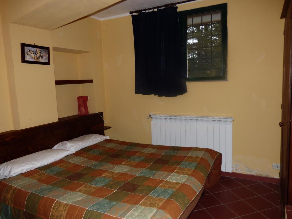 Bed and Breakfast Rifugio Ariel Ragalna Esterno foto