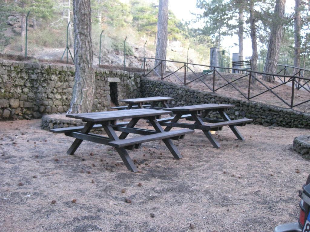 Bed and Breakfast Rifugio Ariel Ragalna Esterno foto